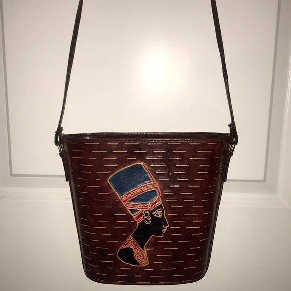Vintage Handbags - Queen Nefertiti vintage crossbody bucket bag tooled leather